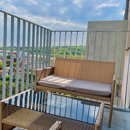 Central 55M2 Flat With Balcony & Parking Вена Экстерьер фото
