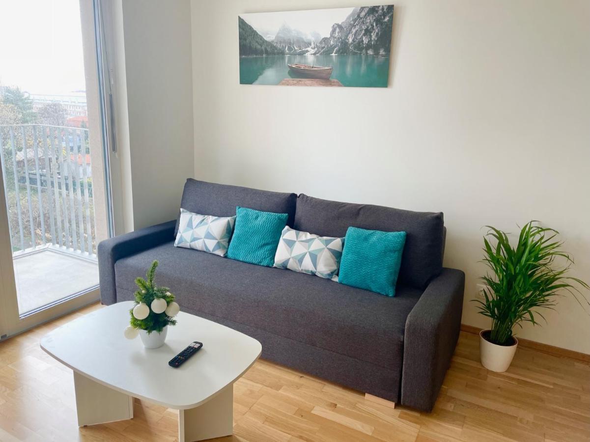Central 55M2 Flat With Balcony & Parking Вена Экстерьер фото